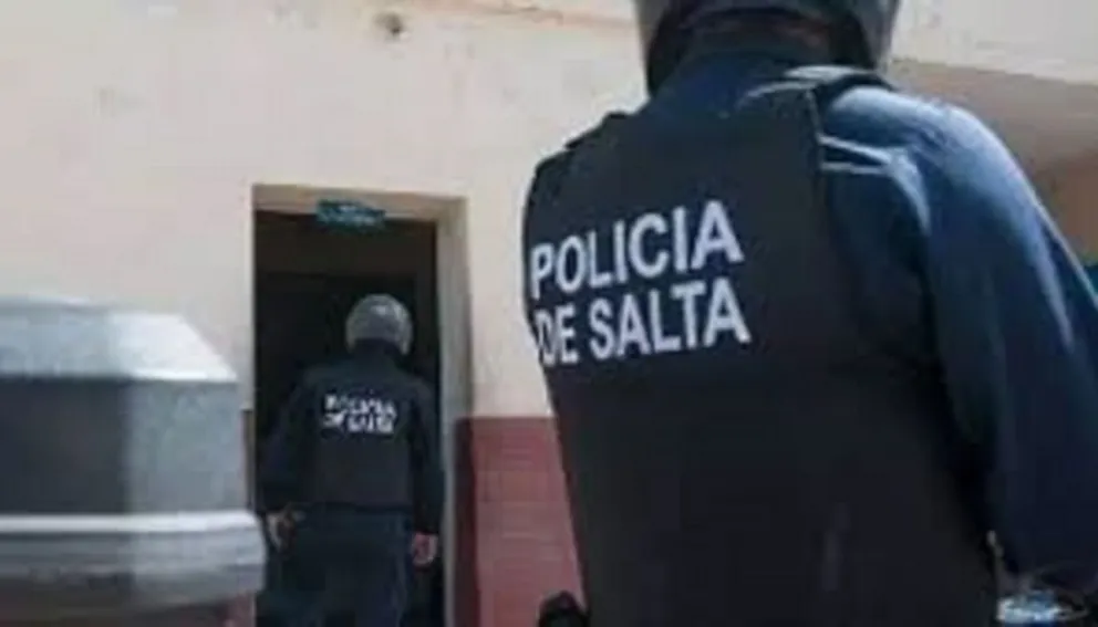 Conmoción por un policía se quitó la vida usando su arma reglamentaria