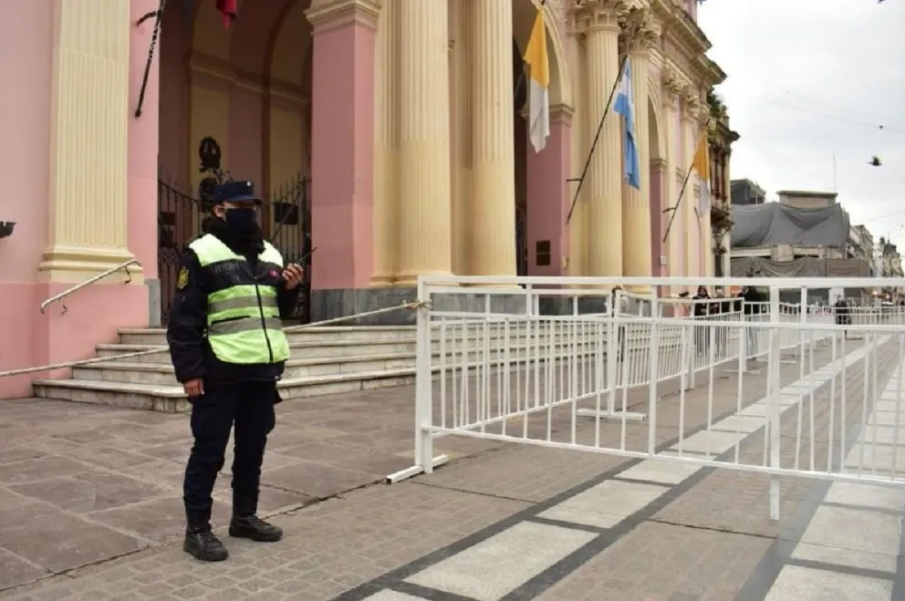 Tras la celebración del Milagro, se profundizan las restricciones en Salta