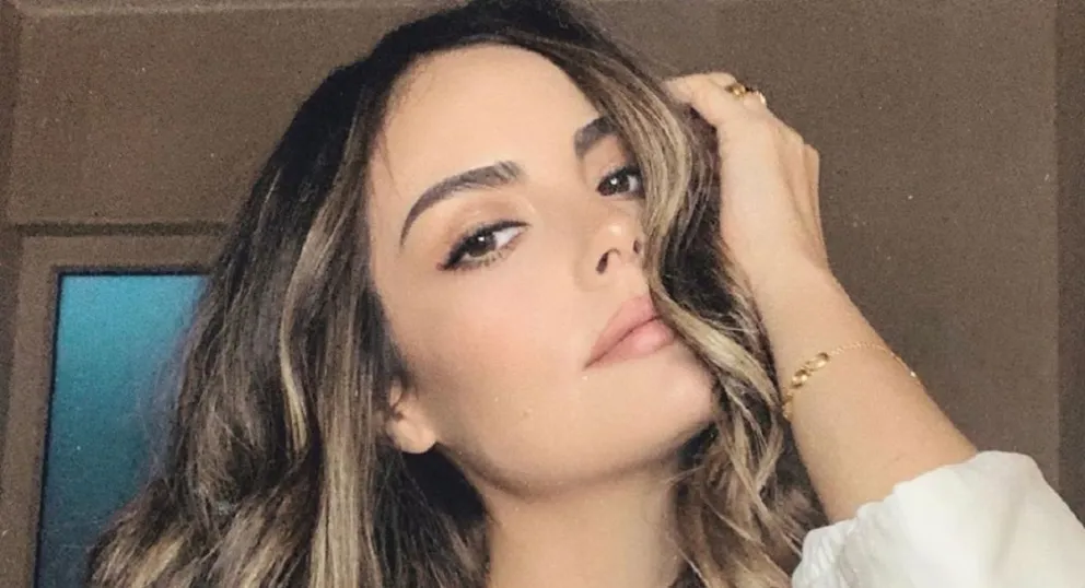 Ximena Navarrete se declaró fan de una popular canción y confesó que no puede dejar de escucharla