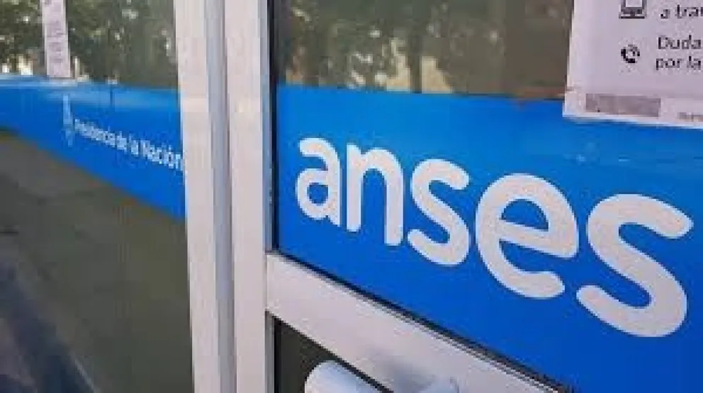 Anses Fuente (Twitter)