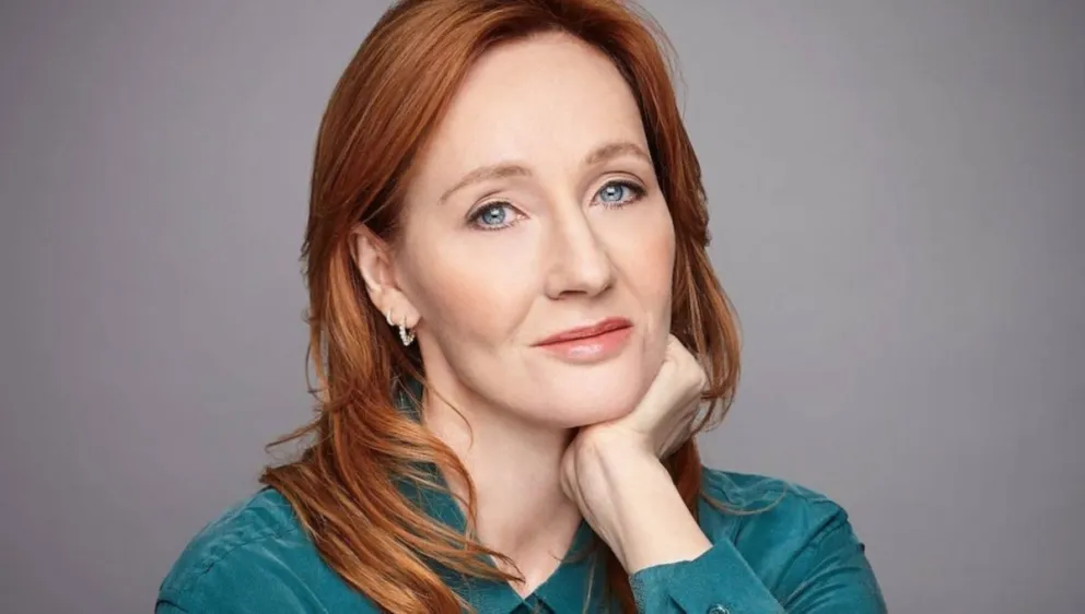 JK Rowling se convierte en tendencia en internet por ser cancelada una vez más