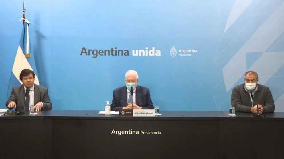 EN VIVO | Anuncian extensión de un bono de 5.000 pesos a profesionales de la salud de todo el país