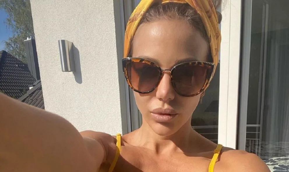 Evangelina Anderson no dejó nada a la imaginación con un micro bikini