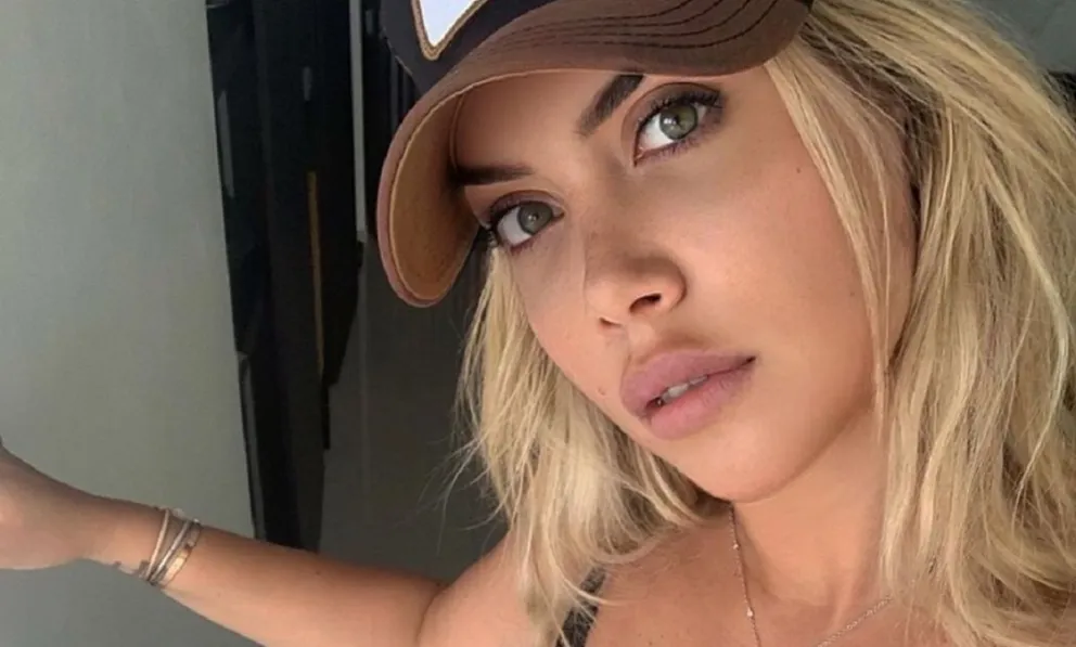 Wanda Nara posó junto a sus hijas y el parecido con su madre impactó a todos