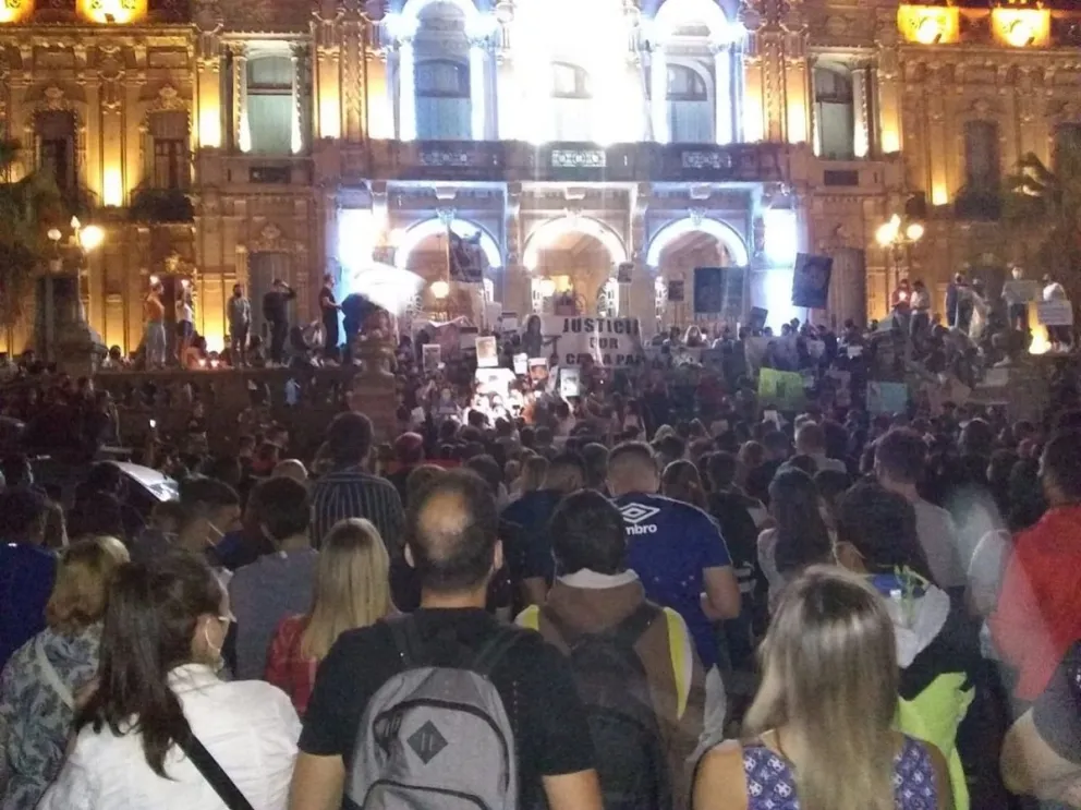 [FOTO Y VIDEO] Multitudinaria marcha por Ana Dominé, asesinada a sangre fría por motochorros