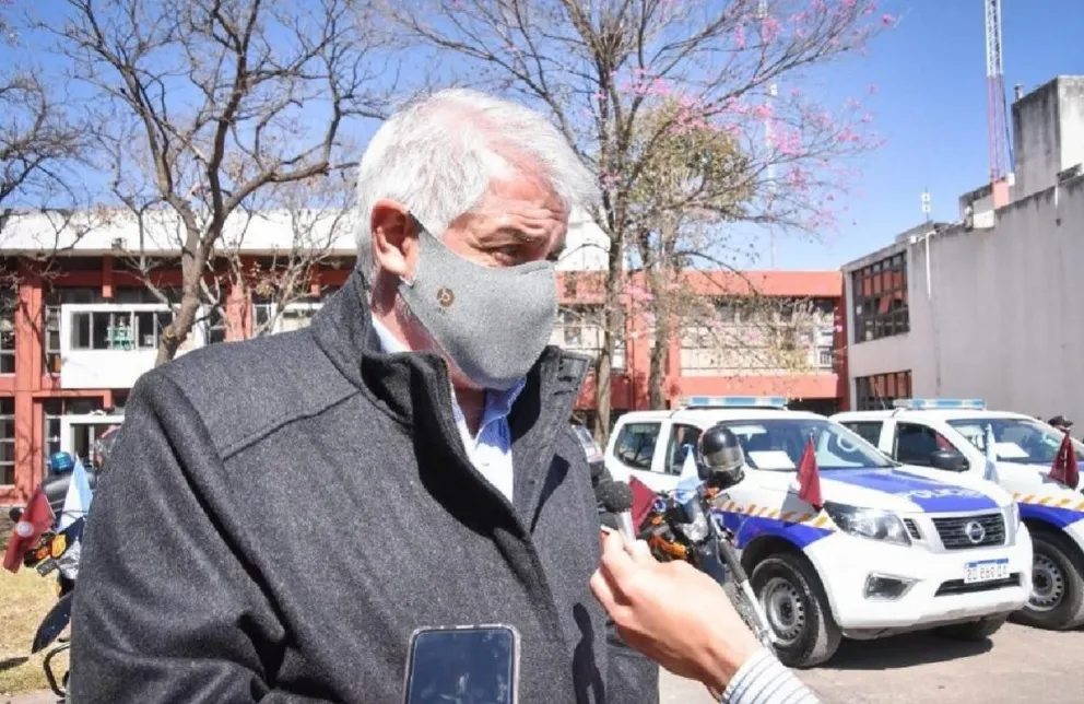 Outes arremetió contra la oposición y aseguró que no existe inversión para contrarrestar la fuerte pandemia