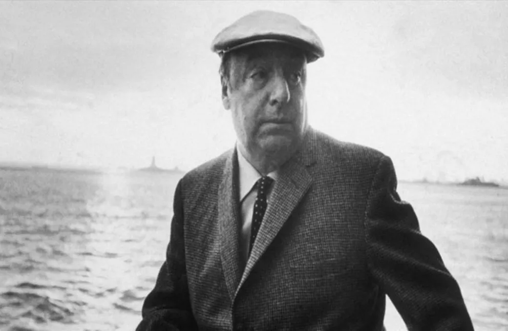 Pablo Neruda. Fuente: (Twitter)