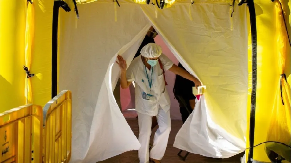 Carpa en el hospital