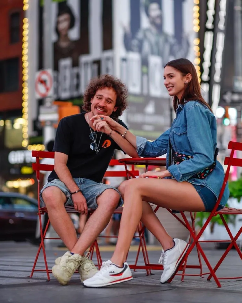 Luisito Comunica y Arianny Tenorio. Fuente (Instagram)