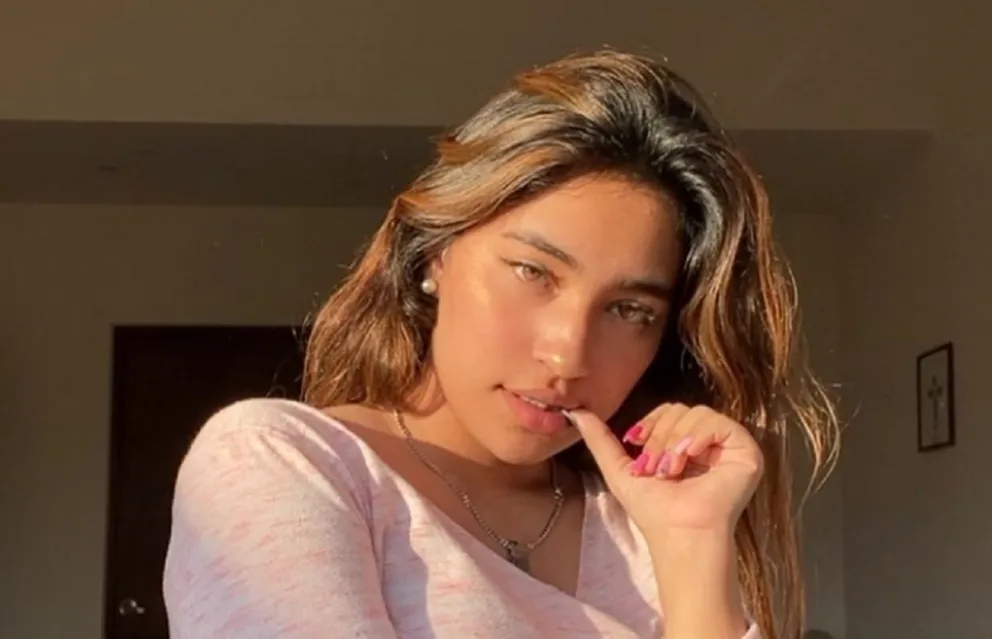 La influencer mexicana, Jimena Jiménez visitó el programa “Hoy” y causó furor entre sus fans