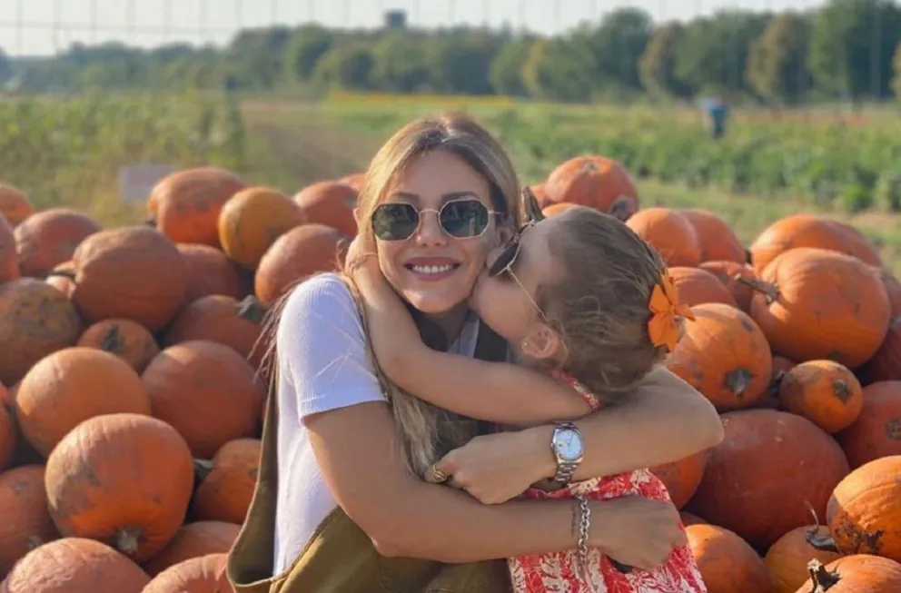 Evangelina Anderson mostró el adorable descargo de su hija Emma tras llegar del colegio