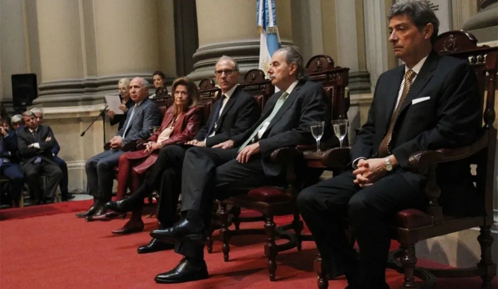Ricardo Lorenzetti, Elena Highton de Nolasco, Carlos Rosenkrantz, Juan Carlos Maqueda y Horacio Rosatti
