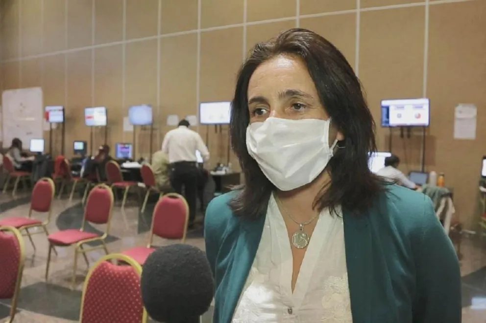 Medrano opinó sobre la venta del plasma y Betina Saracino la cruzó con dureza