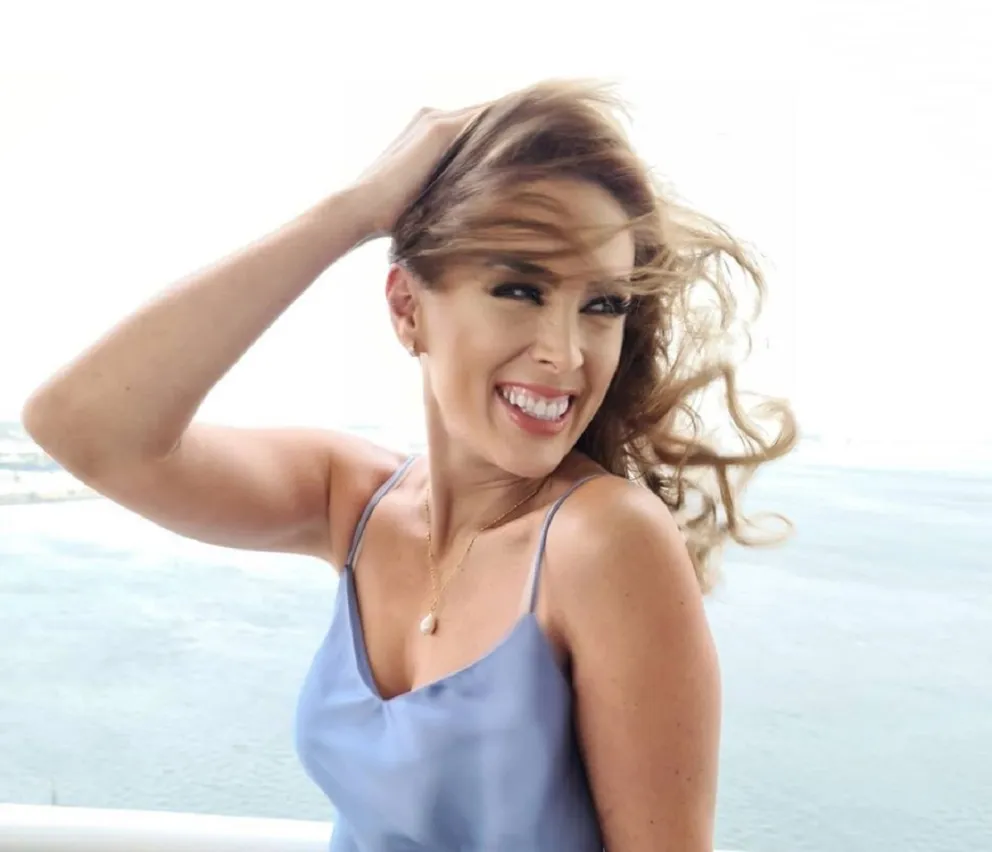 Jacky Bracamontes impactó con una sesión de fotos 