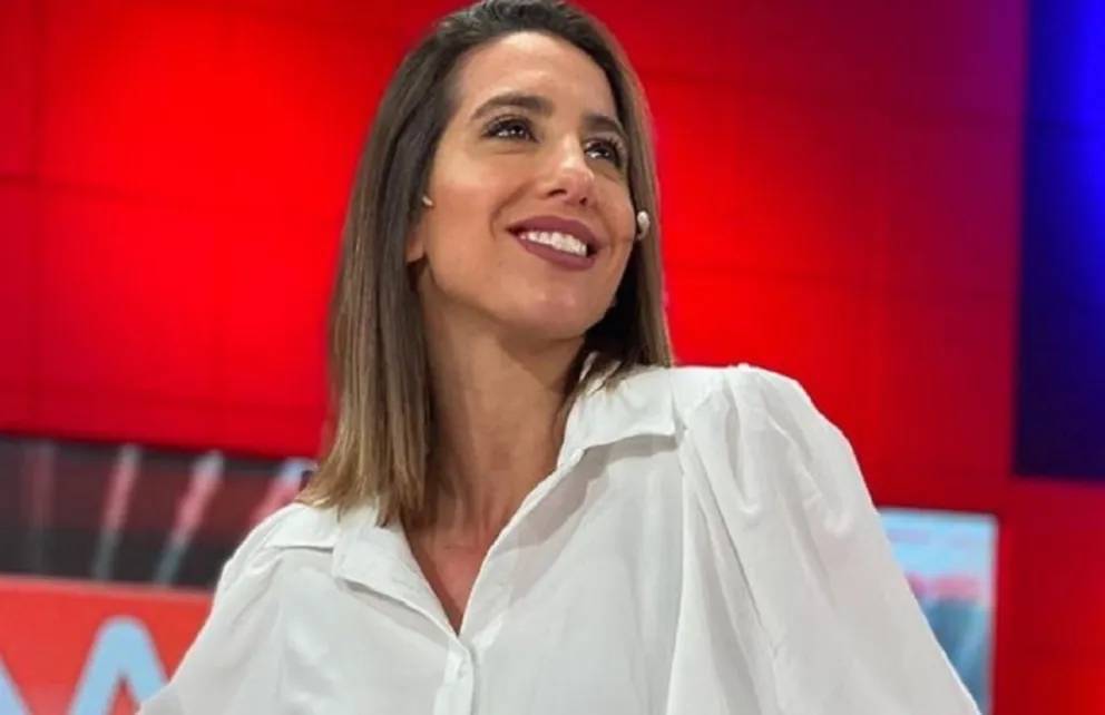 Cinthia Fernández posa en una micro falda para despedir la semana: "es viernes, el cuerpo lo sabe, pero la pandemia no"