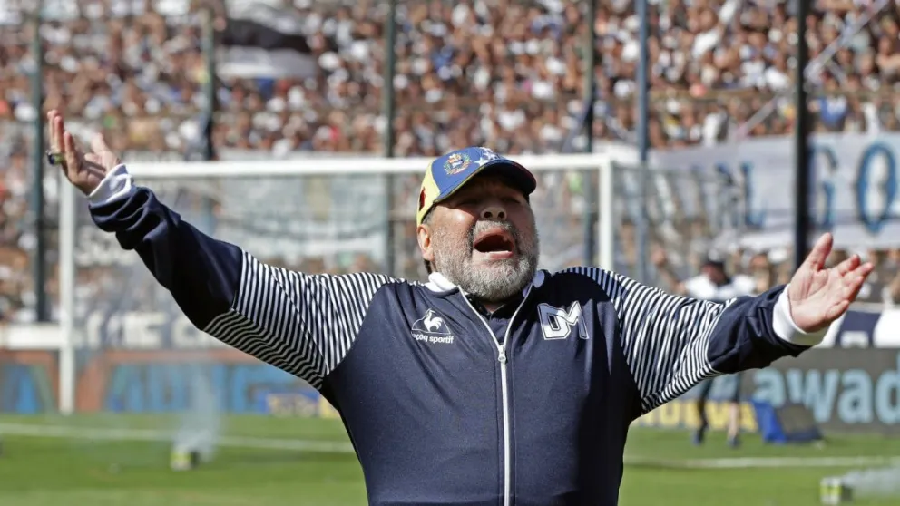 ¡Despechado! Diego Maradona habría enviado un audio a Rocío Oliva pidiéndole que volviera