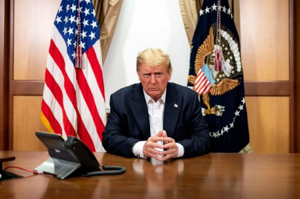 Donald Trump, ya recuperado del coronavirus, recibe críticas y protagoniza algunas teorías conspirativas