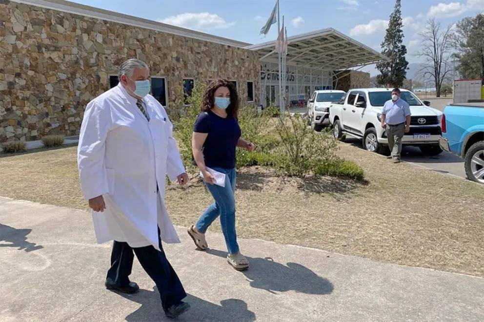 Ministro de Salud Esteban