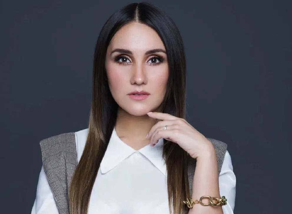 Dulce María recordó sus 18 años