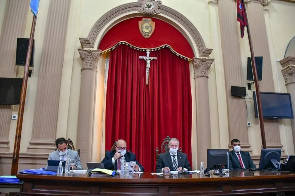 |DIMES Y DIRETES| Elecciones 2021: la triquiñuela del Senado de Salta para legalizar la abstención que se vendría