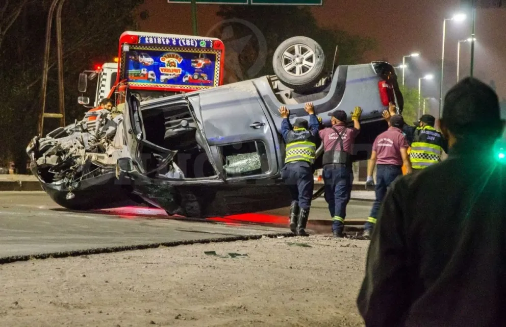 Madrugada trágica en Salta: dos jóvenes murieron en diferentes accidentes viales