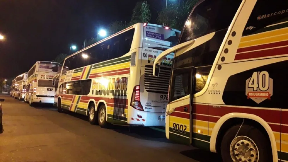 Vuelven los viajes terrestres y aéreos en Salta: el COE anunciará los protocolos