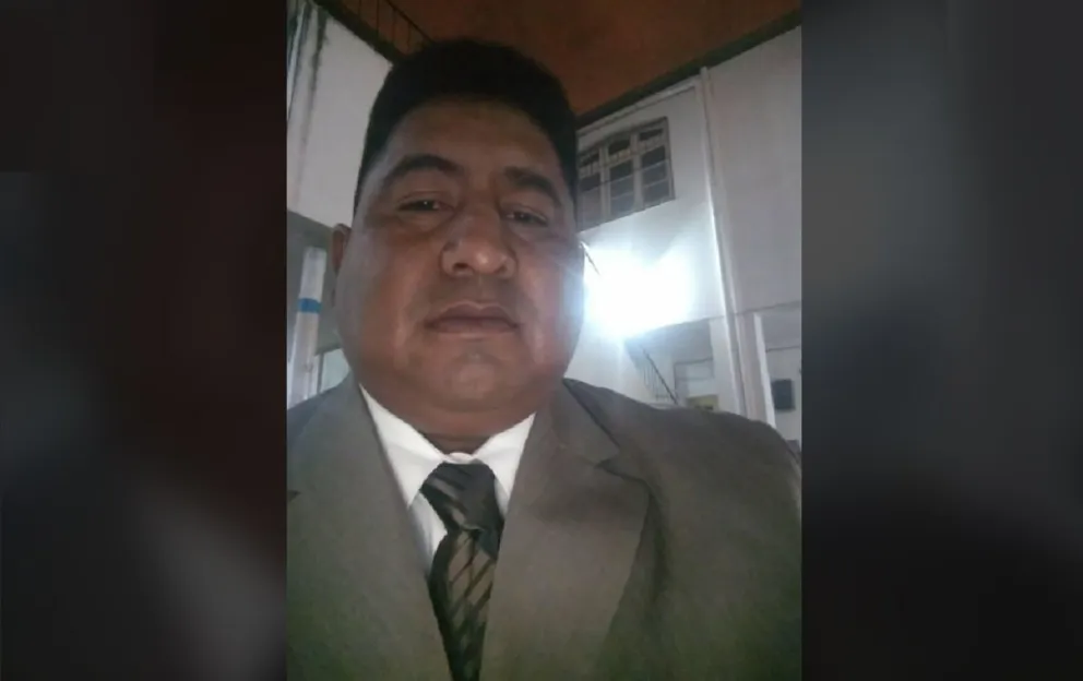 Entre vino y asado, funcionario salteño festejó su cumpleaños, subió a las redes y agradeció al intendente
