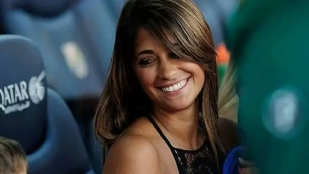 Antonella Rocuzzo posa con su nueva mascota y derrite a todos sus seguidores