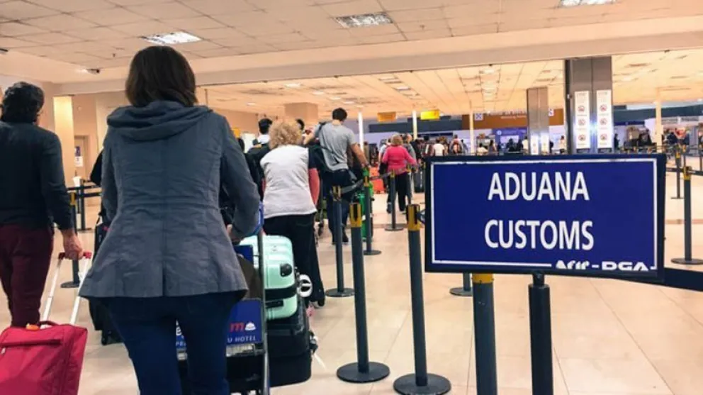 Se elevó a 500 dólares el monto en mercaderías del exterior sin pagar impuestos