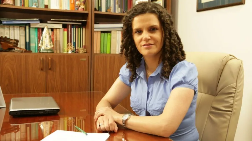 Cristina Fiore se anota en la grilla por la gobernación, pero ¿para qué?