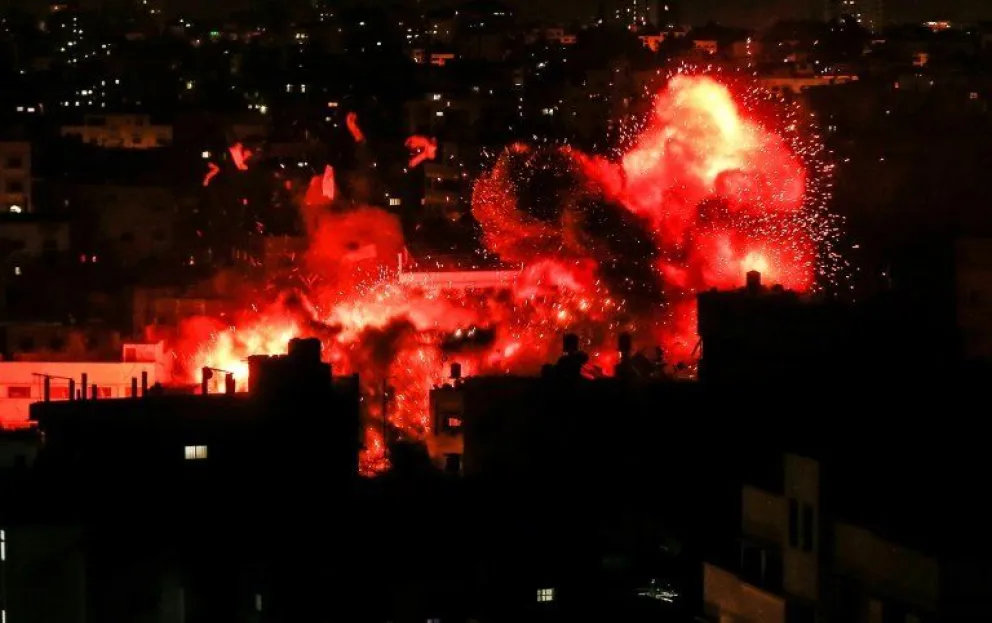 Gaza es bombardeada por Isarael, tras lanzamiento de cohetes palestinos
