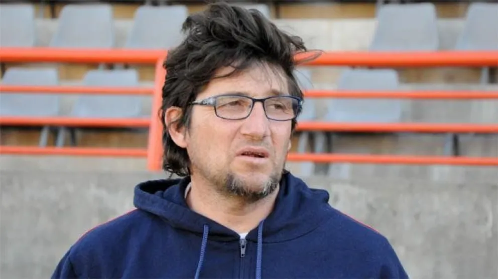 Salvador Mónaco rearma las piezas del rompecabezas "santo"