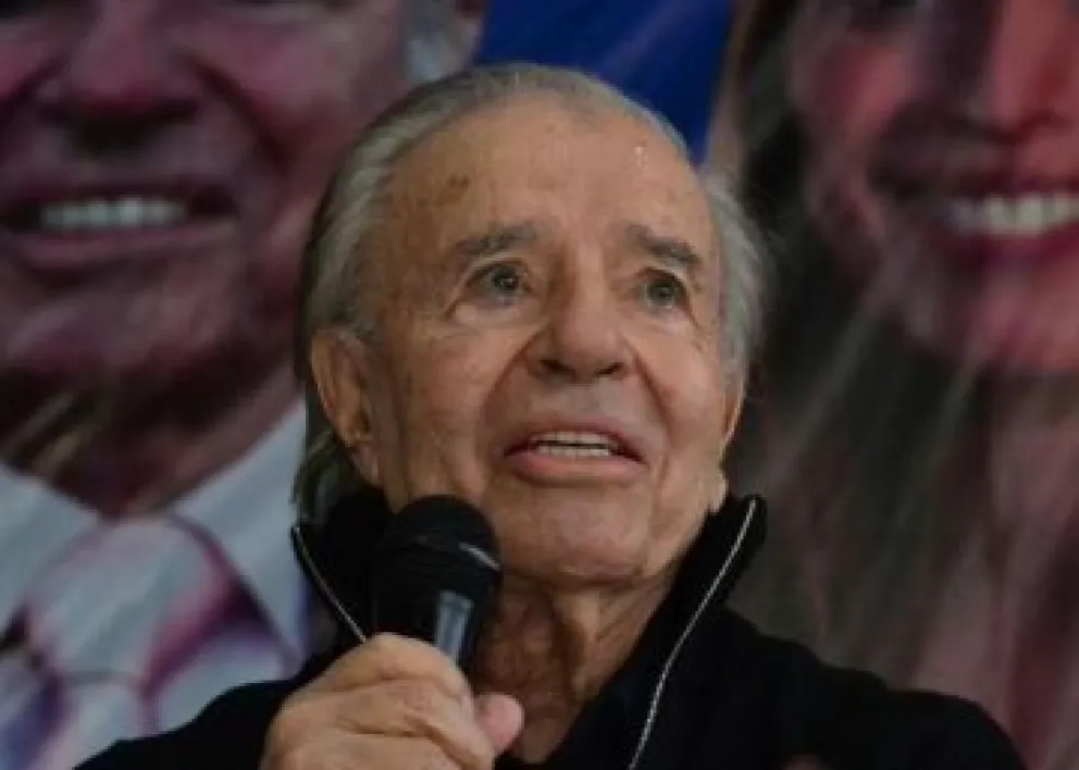 Menem y su voto negativo: no dio el ok para que Macri salga del país