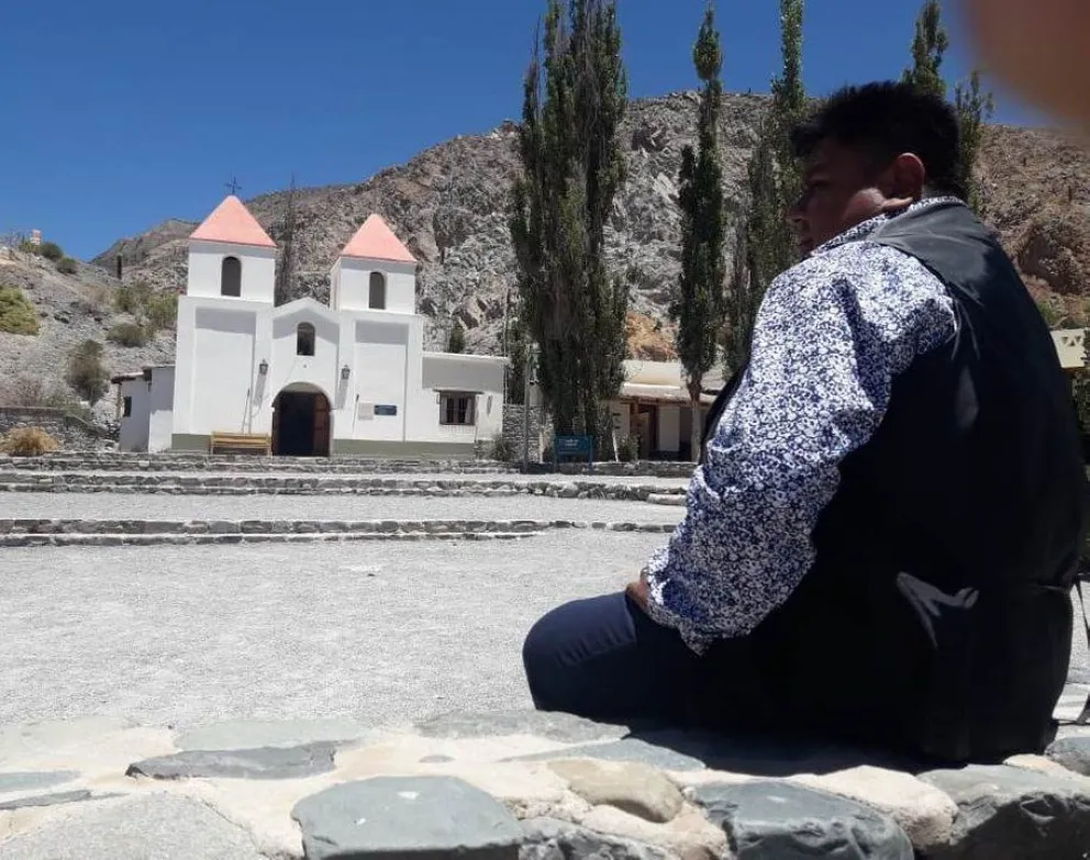El exmonaguillo que acusa a Lamas volvió al sitio más perturbador de su vida