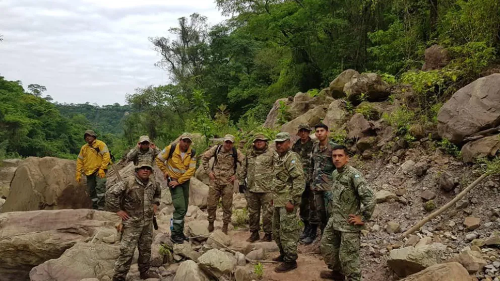 Mirá lo que hicieron con la laguna que se formó en Tartagal