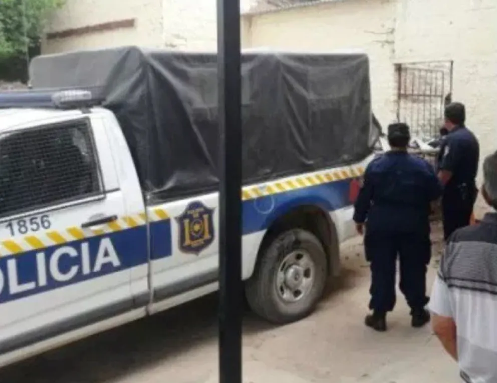 Su pequeña hija la salvó cuando intentaba suicidarse