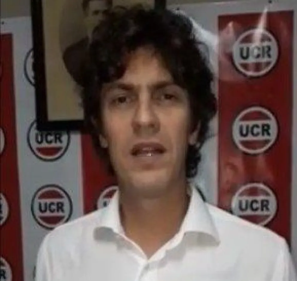 ¡Gracias Martín Lousteau por ser lector de Voces Críticas!  Mirá lo que le dice a lectores de este medio
