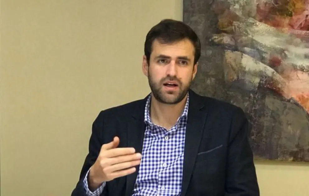 Estrada: "En vez de pisar el freno, el Gobierno Nacional apretó el acelerador"