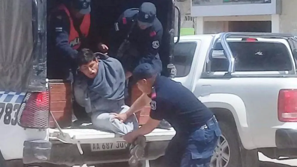 Último momento: represión a comunidades originarias