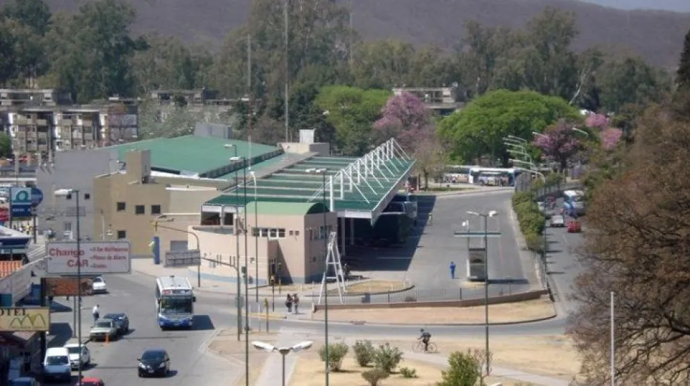 Gran robo: mirá la cifra que se llevaron al robarle a una mujer