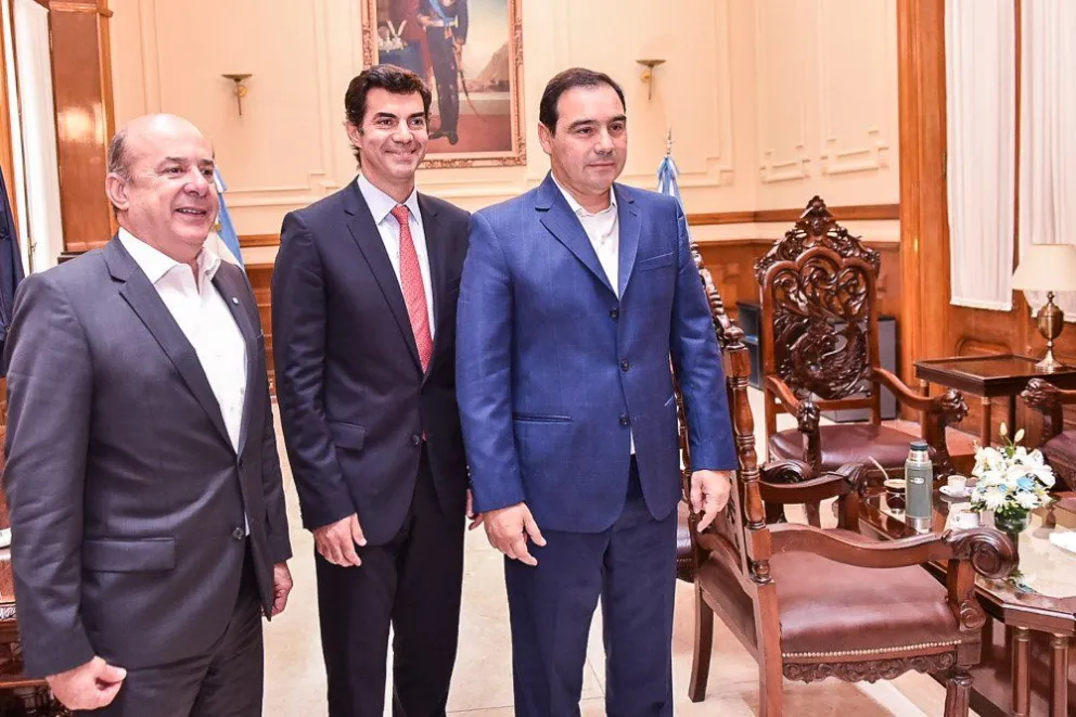 Urtubey: "La falta de incentivos para invertir en el interior son cuestiones que como región nos castigan mucho”