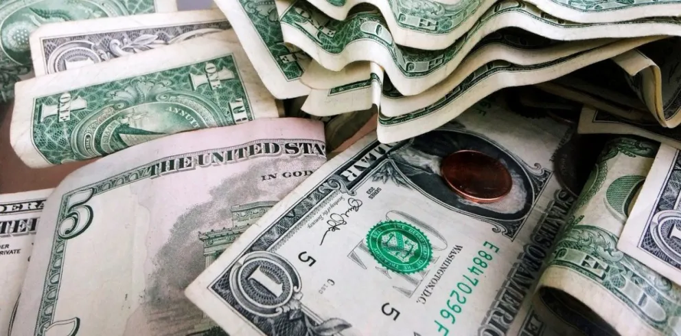 Cierre semanal del dólar: mirá a que precio está