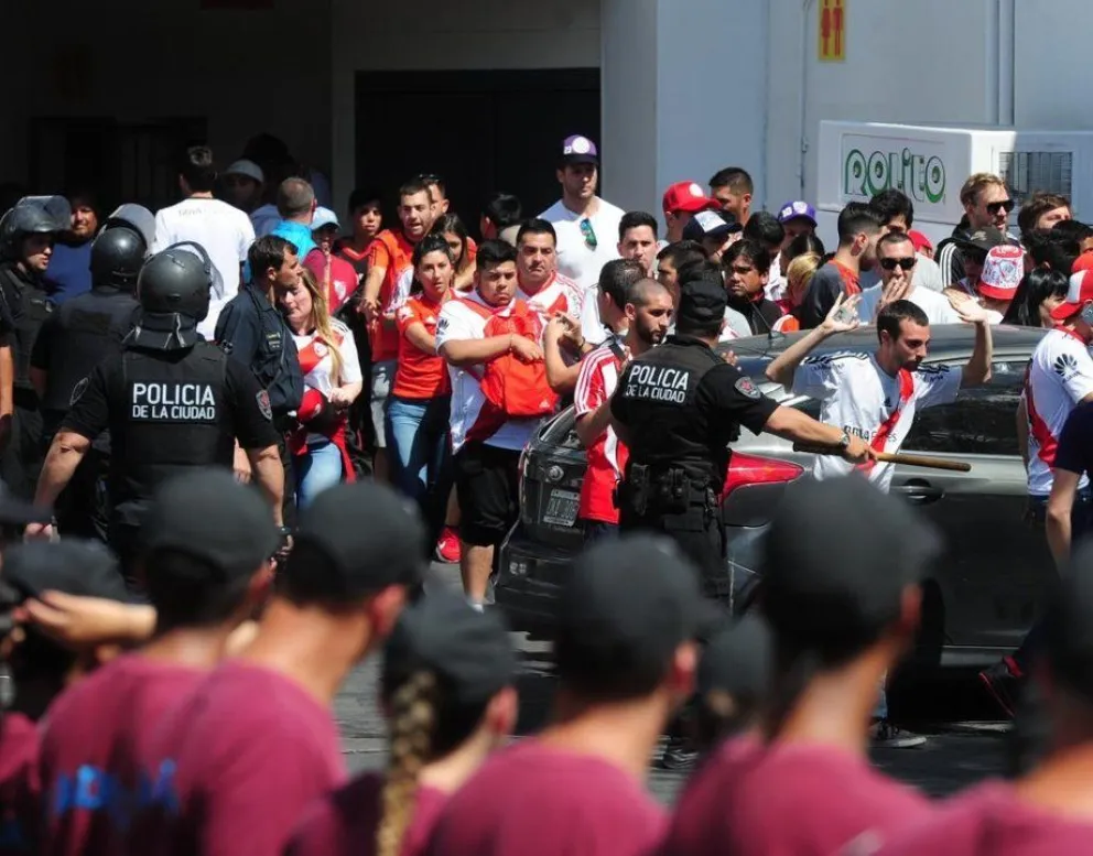 Mirá lo que les pasó a los responsables de los disturbios fuera del Monumental