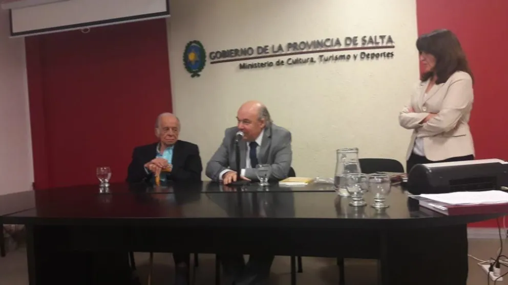 Cornejo preside la Junta de Estudios Históricos de Salta