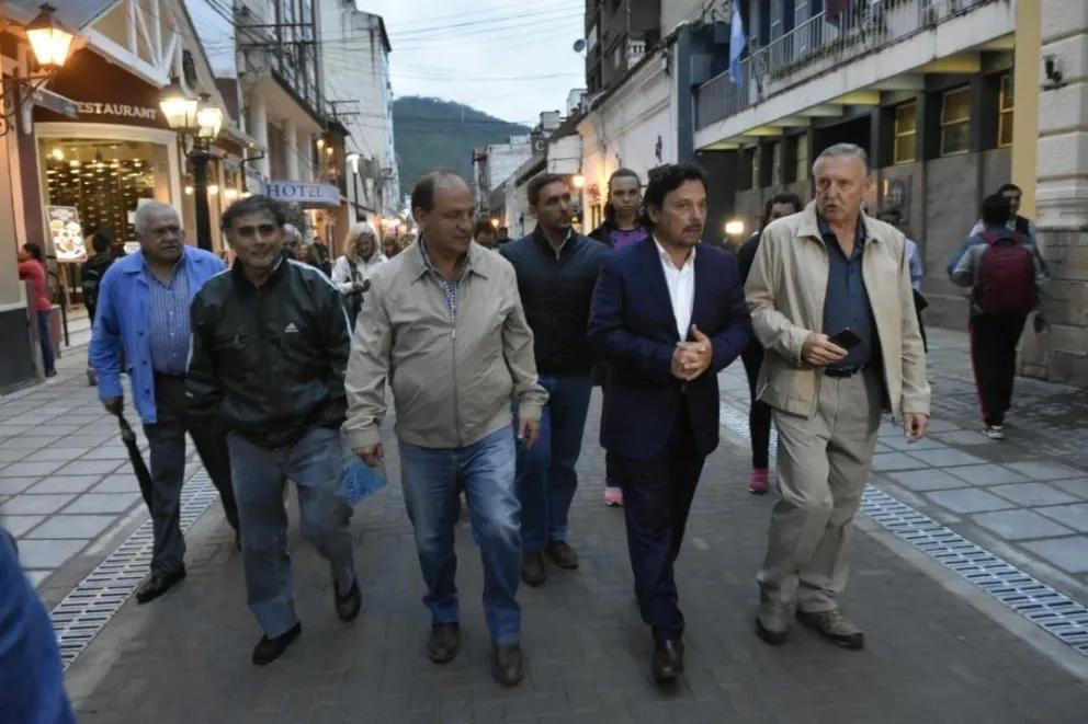 Gustavo Sáenz: "Uno no es lo que dice, sino lo que hace"