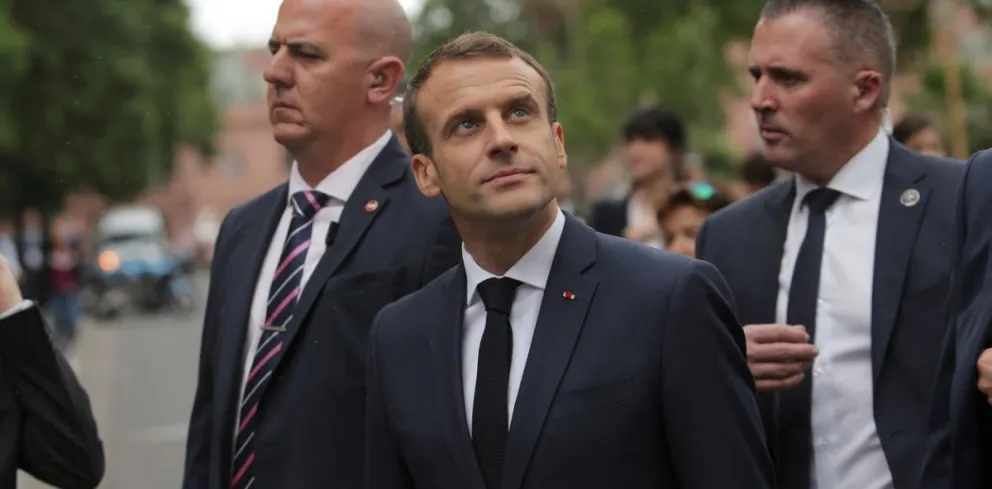 Macron apoyó las reformas que lleva adelante Macri y lo invitó a Francia en 2019