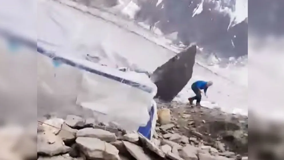 VIDEO: Escalador se libra de una muerte segura al esquivar enorme roca desprendida