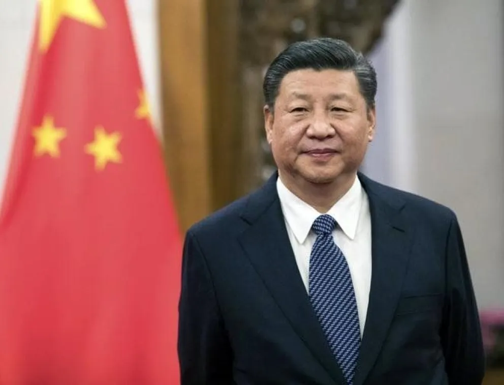 Llegó el presidente de China al país, mientras hay incidentes al frente de su hotel