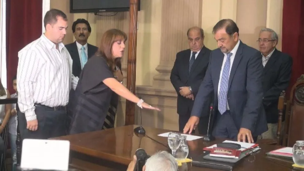 La senadora de la Zerda denunció a un funcionario salteño por maltratarla