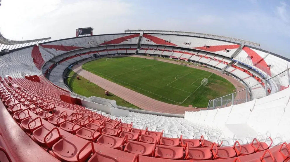 River apelará la sanción de la Conmebol e insistirá con jugar en el Monumental